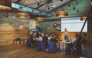 eagleControl-Seminar Altes Mädchen